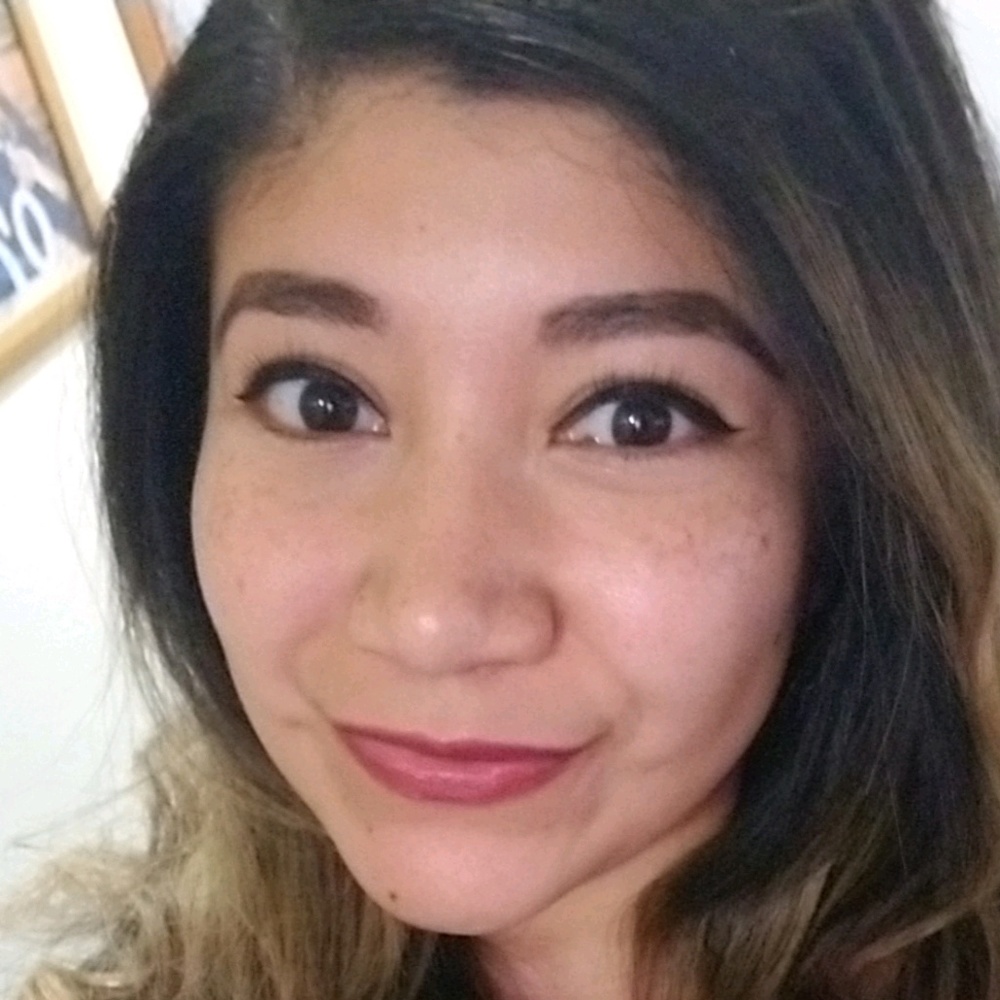 Meet your Posher, Angie